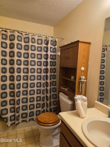 509 Townwood Drive, Guilderland, NY 12203