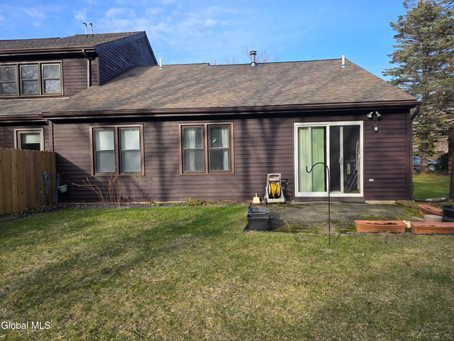 509 Townwood Drive, Guilderland, NY 12203