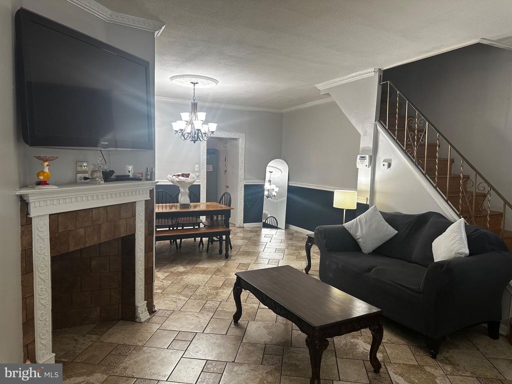6634 JACKSON ST, PHILADELPHIA, PA 19135 — photo 2