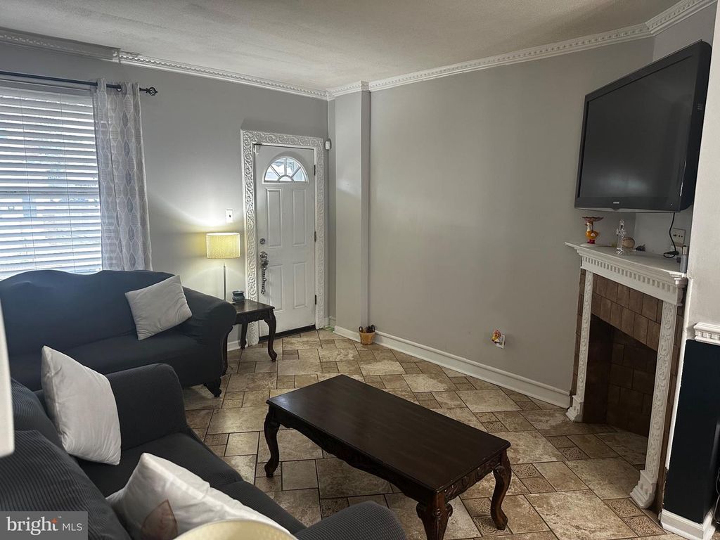 6634 JACKSON ST, PHILADELPHIA, PA 19135 — photo 4