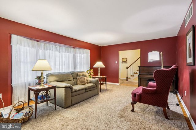 317 ST DAVID DR, Mount Laurel, NJ 08054