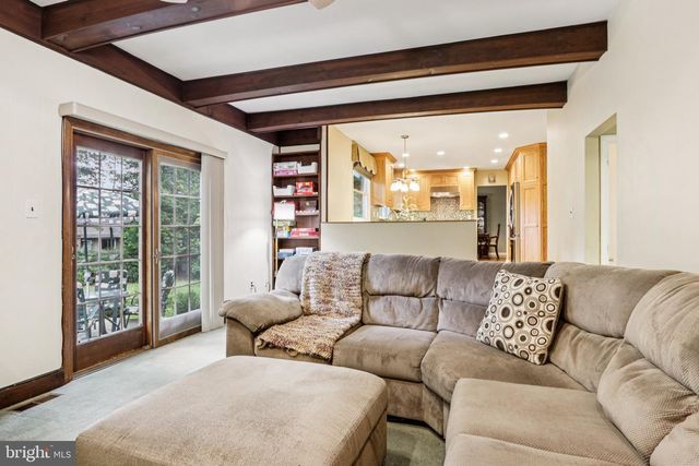 317 ST DAVID DR, Mount Laurel, NJ 08054