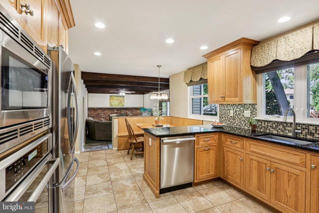 317 ST DAVID DR, Mount Laurel, NJ 08054
