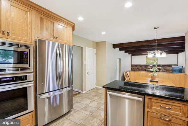 317 ST DAVID DR, Mount Laurel, NJ 08054