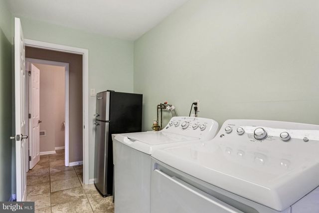 317 ST DAVID DR, Mount Laurel, NJ 08054