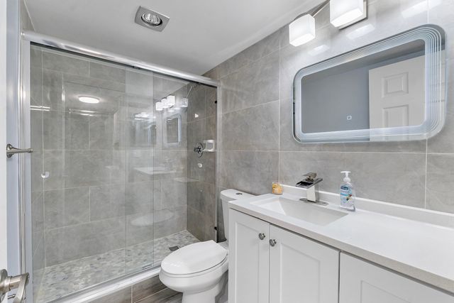 8821 NW 38th Drive 103, Coral Springs, FL 33065