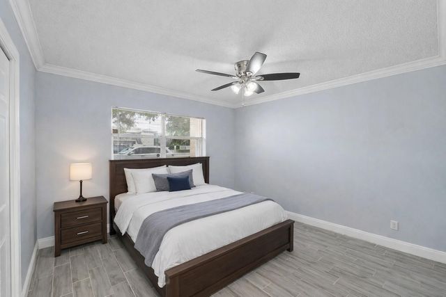 8821 NW 38th Drive 103, Coral Springs, FL 33065