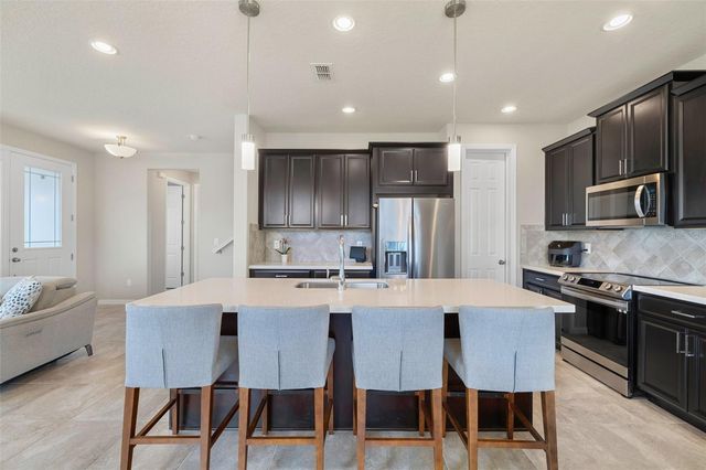 2472 ANNACELLA AVENUE, Kissimmee, FL 34741