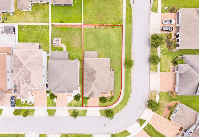 2472 ANNACELLA AVENUE, Kissimmee, FL 34741