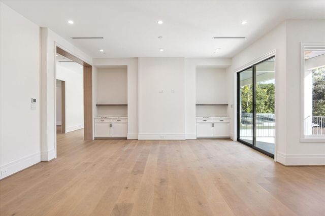 11607 Shady Grove Lane, Houston, TX 77024