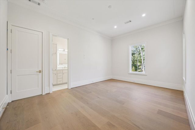 11607 Shady Grove Lane, Houston, TX 77024