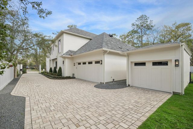 11607 Shady Grove Lane, Houston, TX 77024