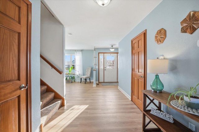 57 Happy Hollow LANE, Oconomowoc, WI 53066