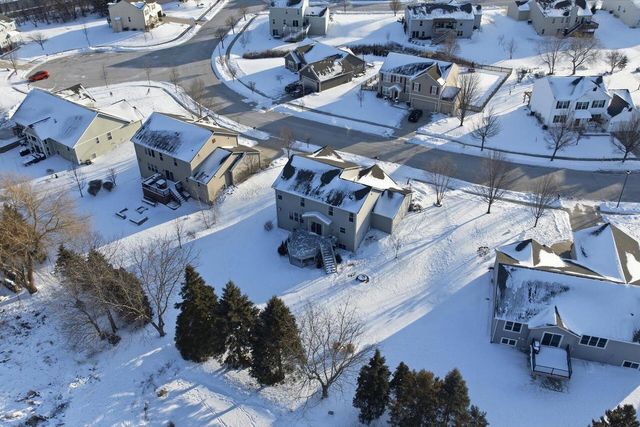 57 Happy Hollow LANE, Oconomowoc, WI 53066