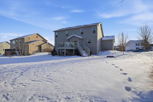 57 Happy Hollow LANE, Oconomowoc, WI 53066