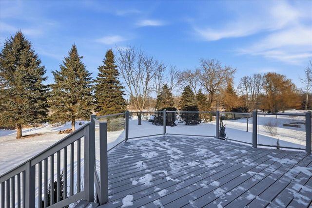57 Happy Hollow LANE, Oconomowoc, WI 53066