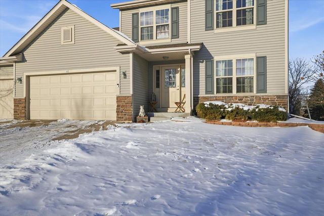 57 Happy Hollow LANE, Oconomowoc, WI 53066