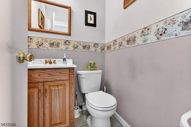 203 Brookside Ln, Hillsborough Twp., NJ 08844