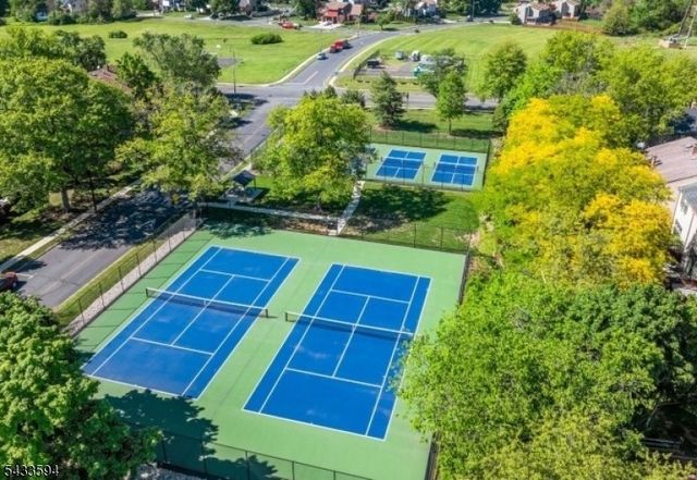 203 Brookside Ln, Hillsborough Twp., NJ 08844