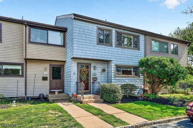 203 Brookside Ln, Hillsborough Twp., NJ 08844