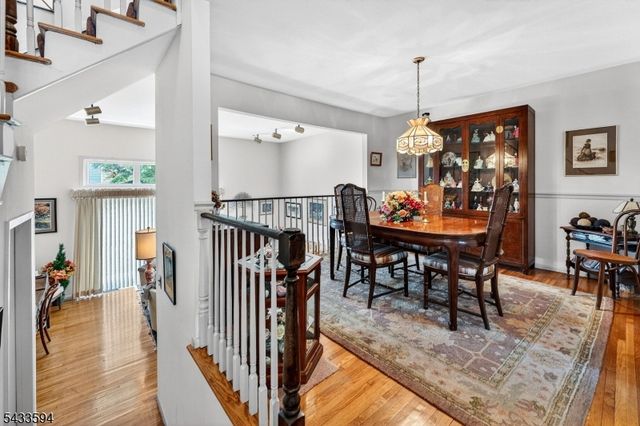 203 Brookside Ln, Hillsborough Twp., NJ 08844
