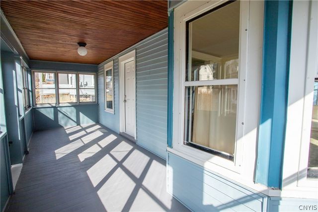 122 Charmouth Drive, Syracuse, NY 13207