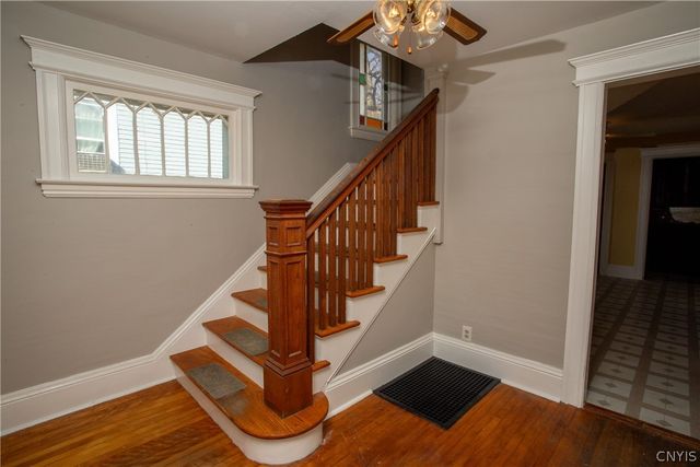 122 Charmouth Drive, Syracuse, NY 13207