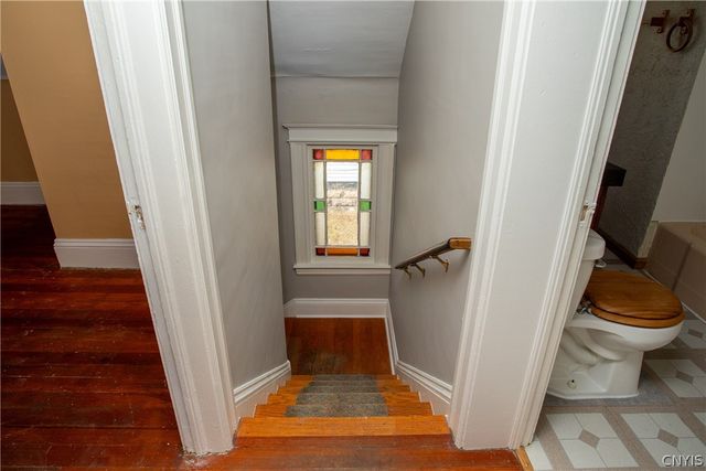 122 Charmouth Drive, Syracuse, NY 13207