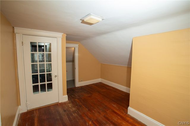 122 Charmouth Drive, Syracuse, NY 13207