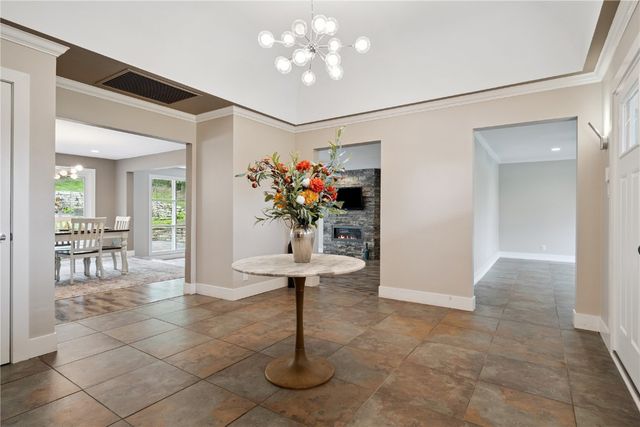 2260 Country Club Parkway SE, Cedar Rapids, IA 52403