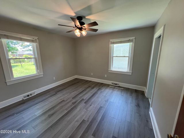 4143 N Lee Street, Ayden, NC 28513