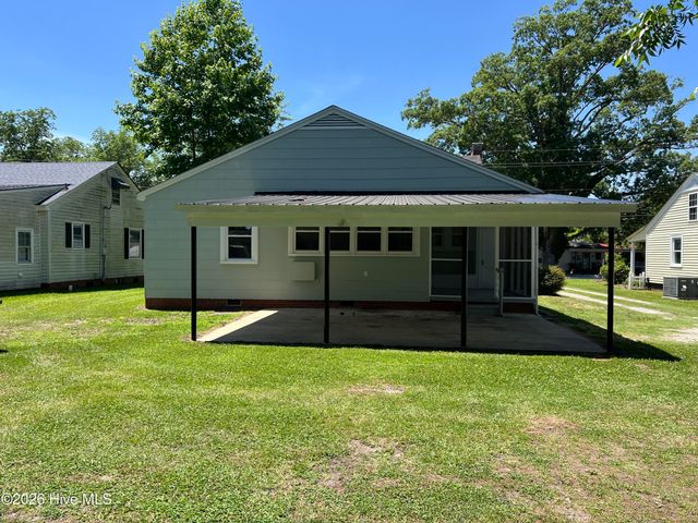 4143 N Lee Street, Ayden, NC 28513