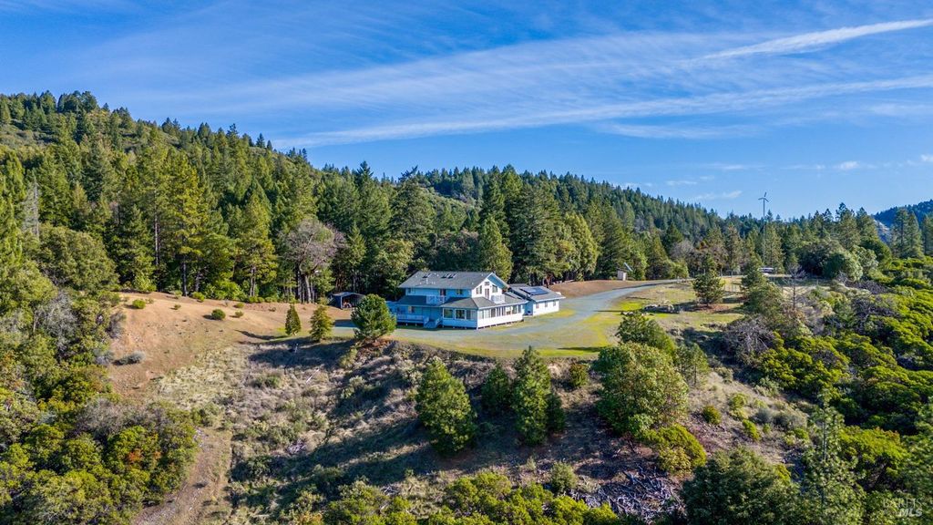 1930 Laytonville Dos Rios Rd, Laytonville, CA 95454