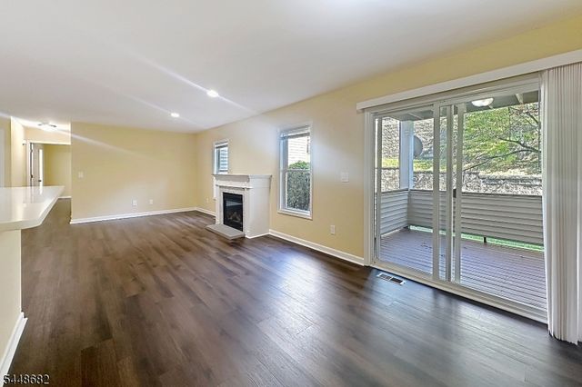 30 Bourne Ci, Hardyston Twp., NJ 07419