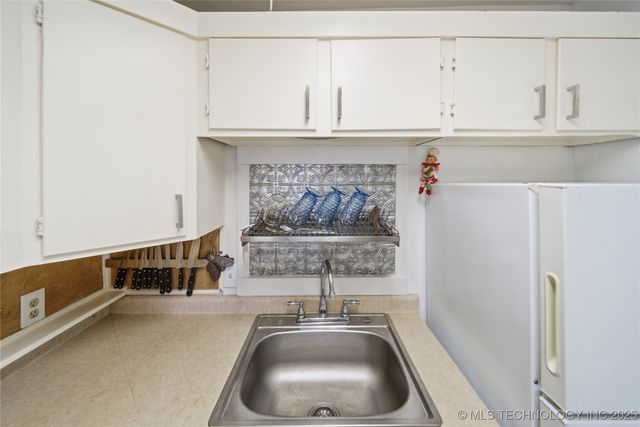 1026 Valley Drive, Sand Springs, OK 74063