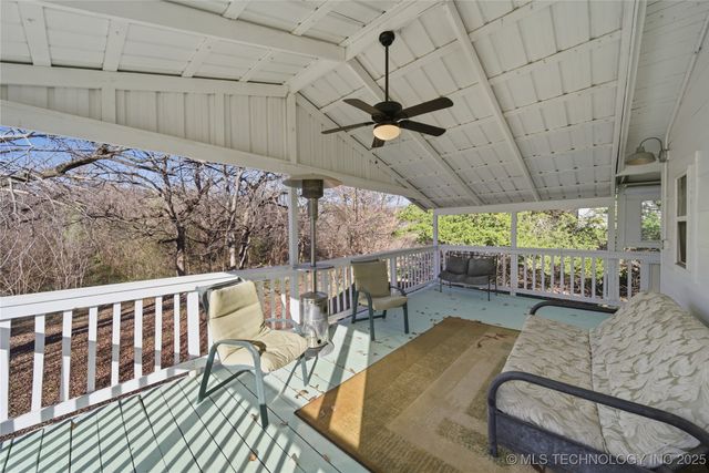 1026 Valley Drive, Sand Springs, OK 74063