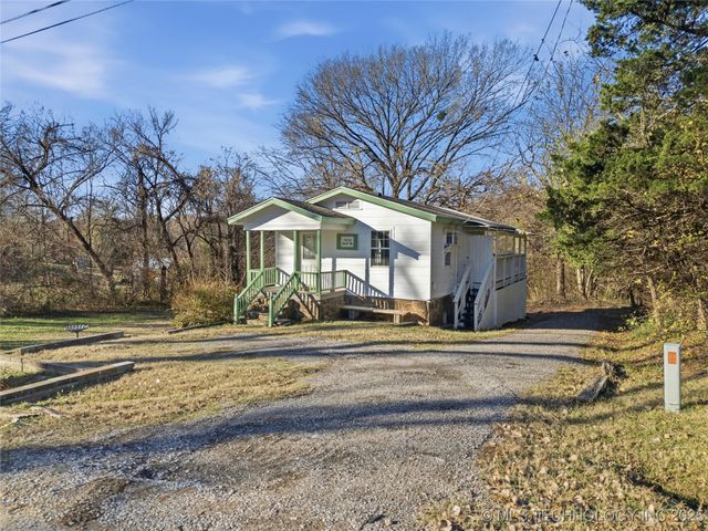 1026 Valley Drive, Sand Springs, OK 74063