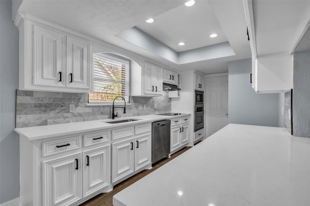 11114 Sageknight Drive, Houston, TX 77089