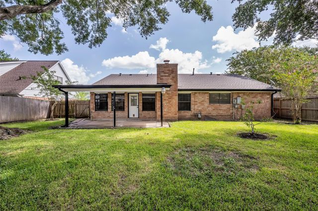 11114 Sageknight Drive, Houston, TX 77089