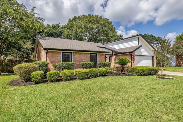 11114 Sageknight Drive, Houston, TX 77089