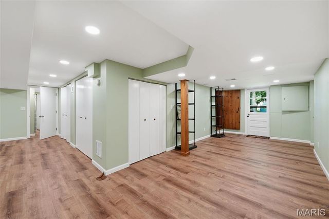 250 Turf Court, Webster Groves, MO 63119
