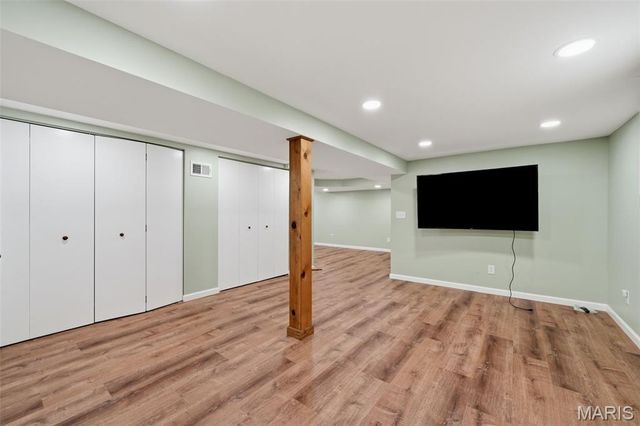 250 Turf Court, Webster Groves, MO 63119