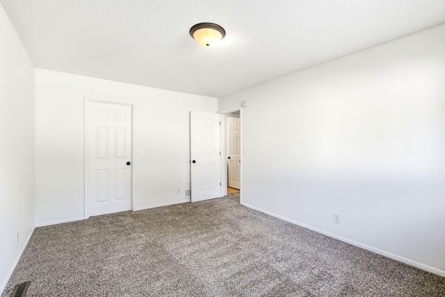 2700 Shenandoah Lane N, Plymouth, MN 55447