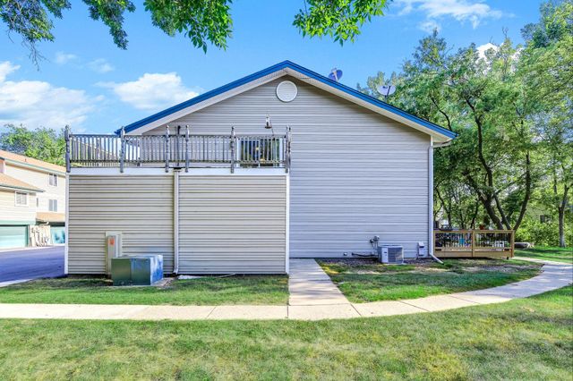 2700 Shenandoah Lane N, Plymouth, MN 55447