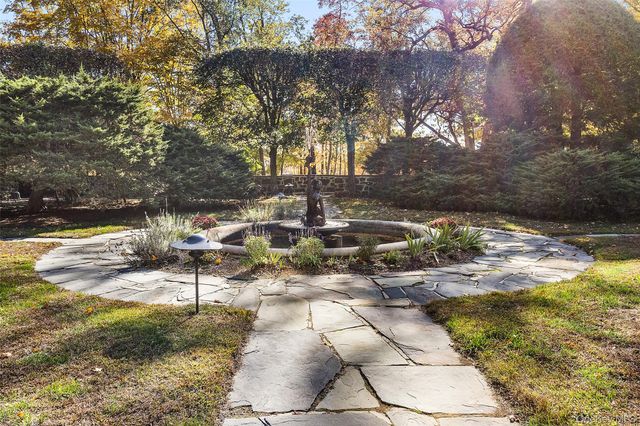 341 Furnace Dock Road 1, Cortlandt Manor, NY 10567