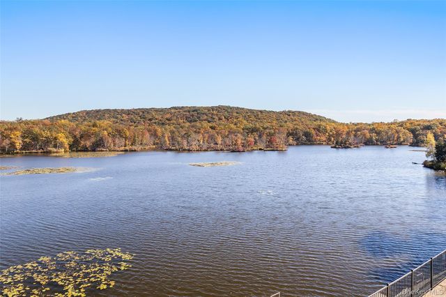 341 Furnace Dock Road 1, Cortlandt Manor, NY 10567