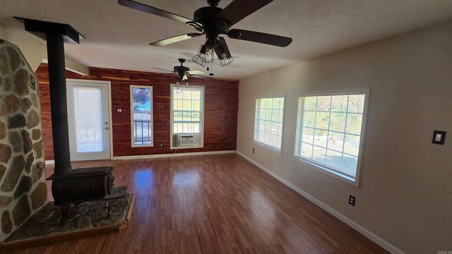 510 Good Spur, Shirley, AR 72153