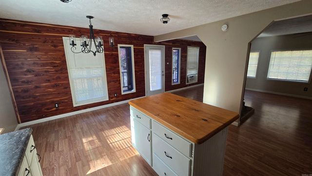 510 Good Spur, Shirley, AR 72153