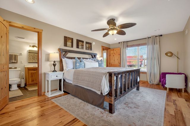 300 Crest Dr, Smithville, TN 37166