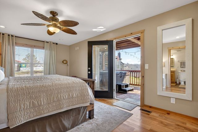 300 Crest Dr, Smithville, TN 37166